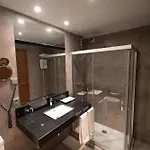 Ciudad De Ponferrada, Ascend Collection 4*