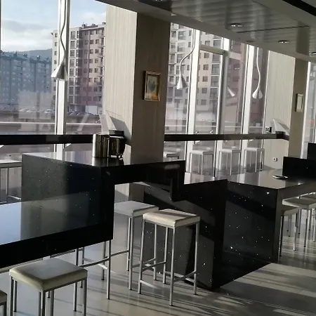 Ciudad De Ponferrada, Ascend Collection Hotel 4*