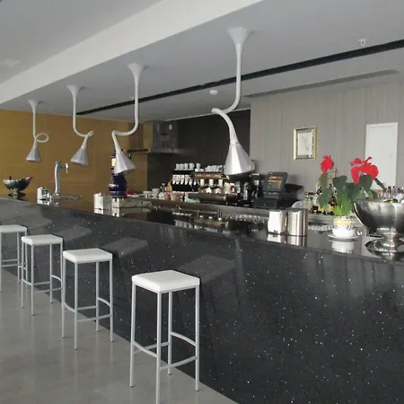 Ciudad De Ponferrada, Ascend Collection 4*