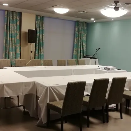 Hotel Ciudad De 4*