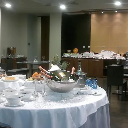 Hotel Ciudad De 4*