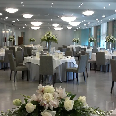 Hotel Ciudad De 4*