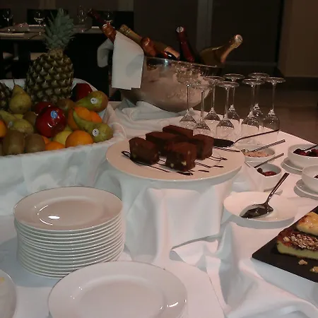 Ciudad De Ponferrada, Ascend Collection 4*