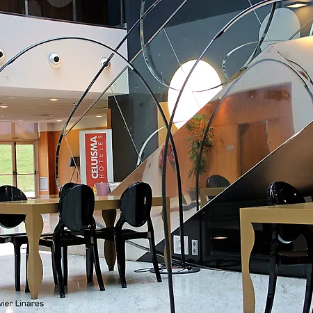 Ciudad De Ponferrada, Ascend Collection Hotel