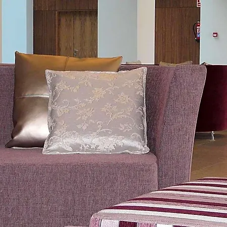 Hotel Ciudad De 4*