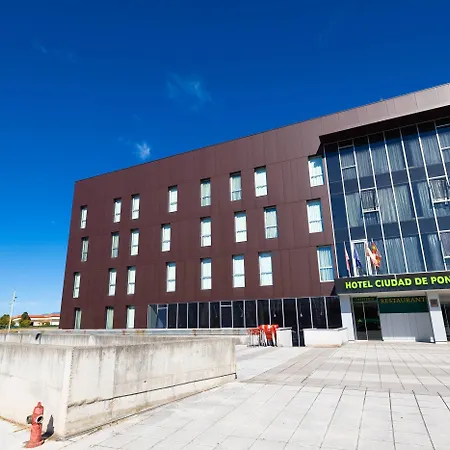 Ciudad De Ponferrada, Ascend Collection 4*