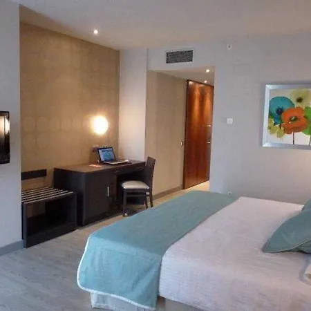 Ciudad De Ponferrada, Ascend Collection Ponferrada