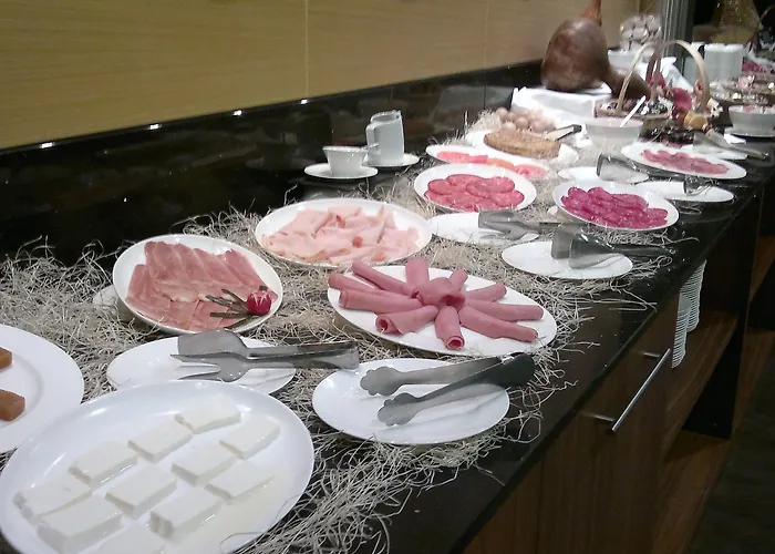 Ciudad De Ponferrada, Ascend Collection