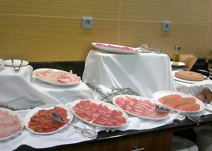 Ciudad De Ponferrada, Ascend Collection