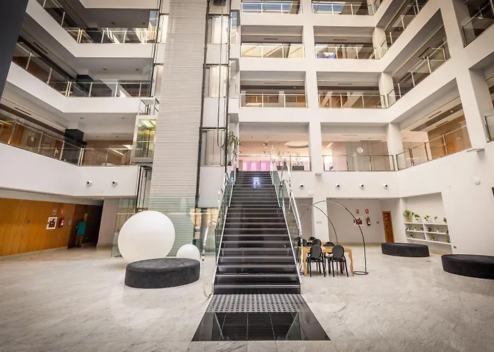 Ciudad De Ponferrada, Ascend Collection Hotel