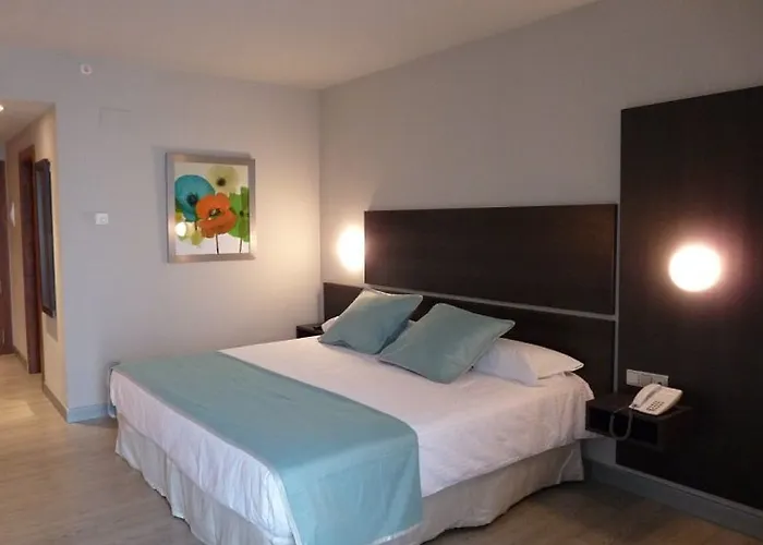 Ciudad De Ponferrada, Ascend Collection