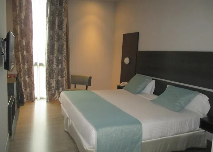 Ciudad De Ponferrada, Ascend Collection Hotel 4*